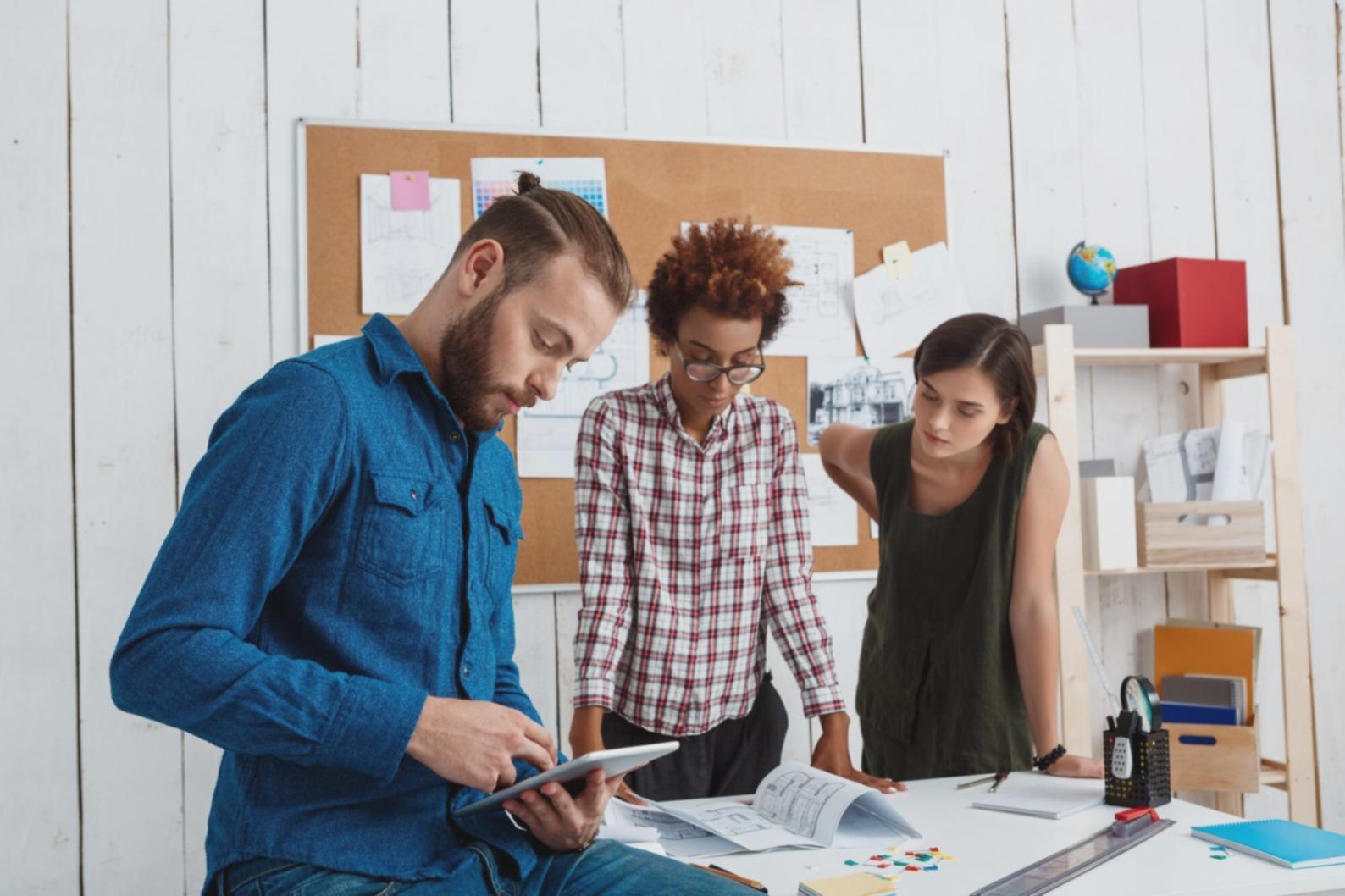 Interface des outils d'apprentissage financier Fledox